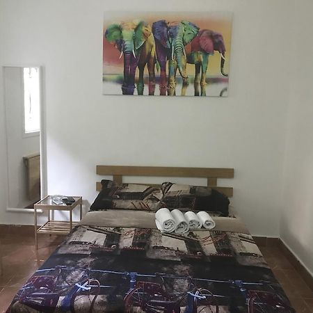 Netanya Motel Pierre Szoba fotó