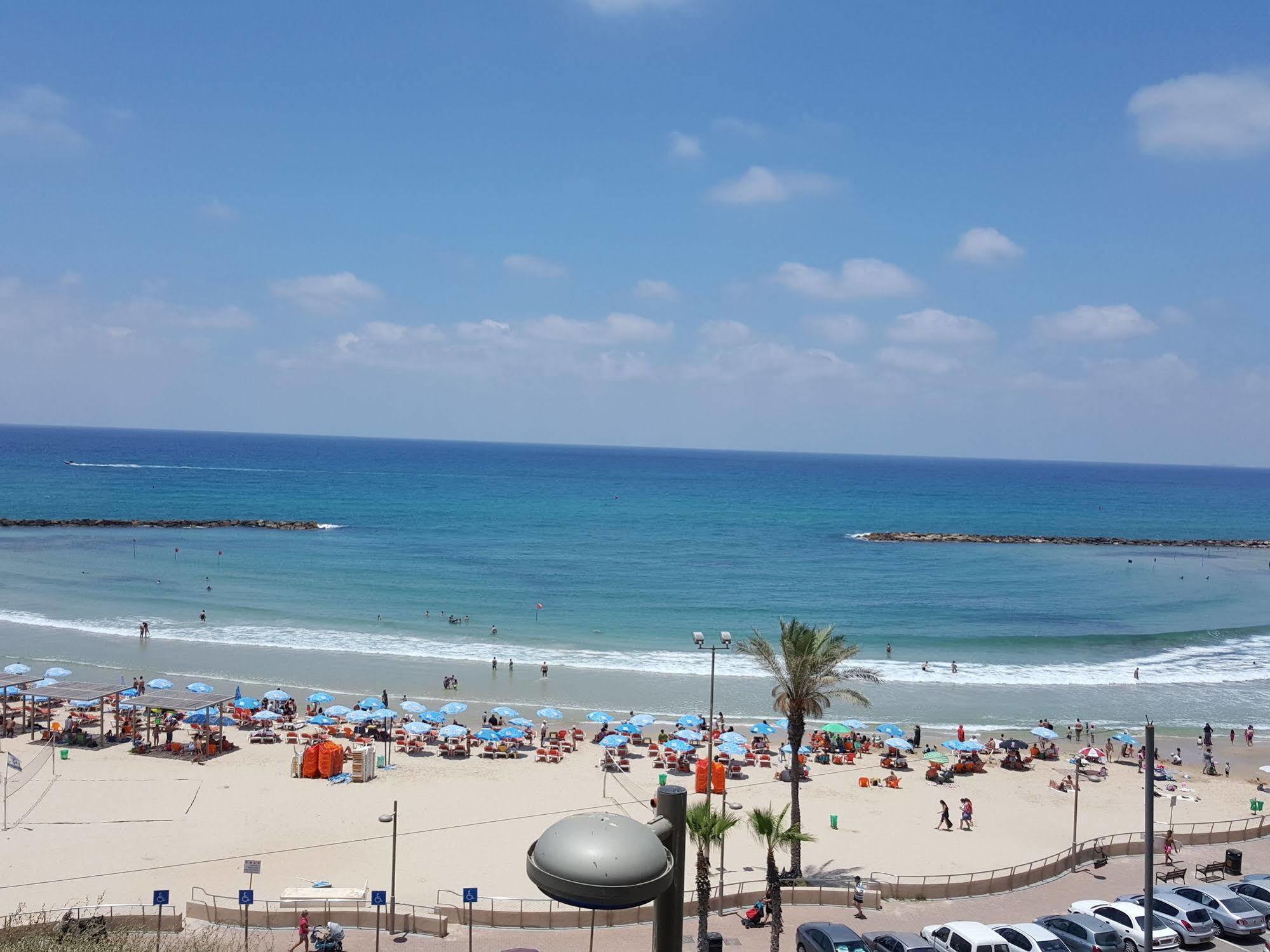 Netanya Motel Pierre Kültér fotó